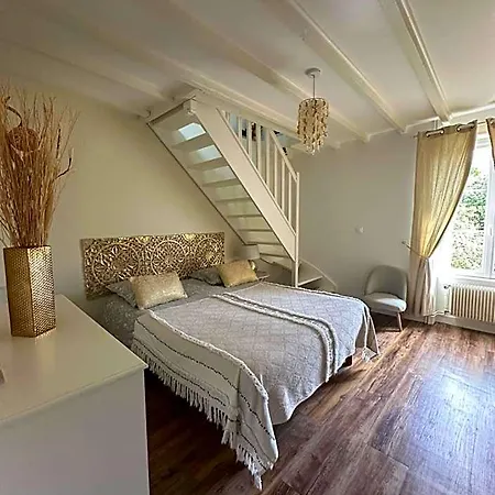 D'hotes Le Clos Tassin 3*