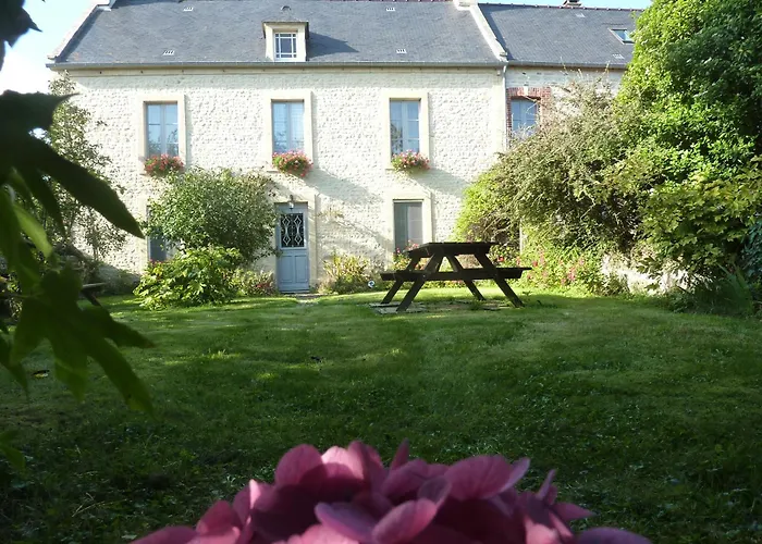 D'hotes Le Clos Tassin Bed & Breakfast